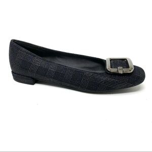 Elegant Black Buckle Flats